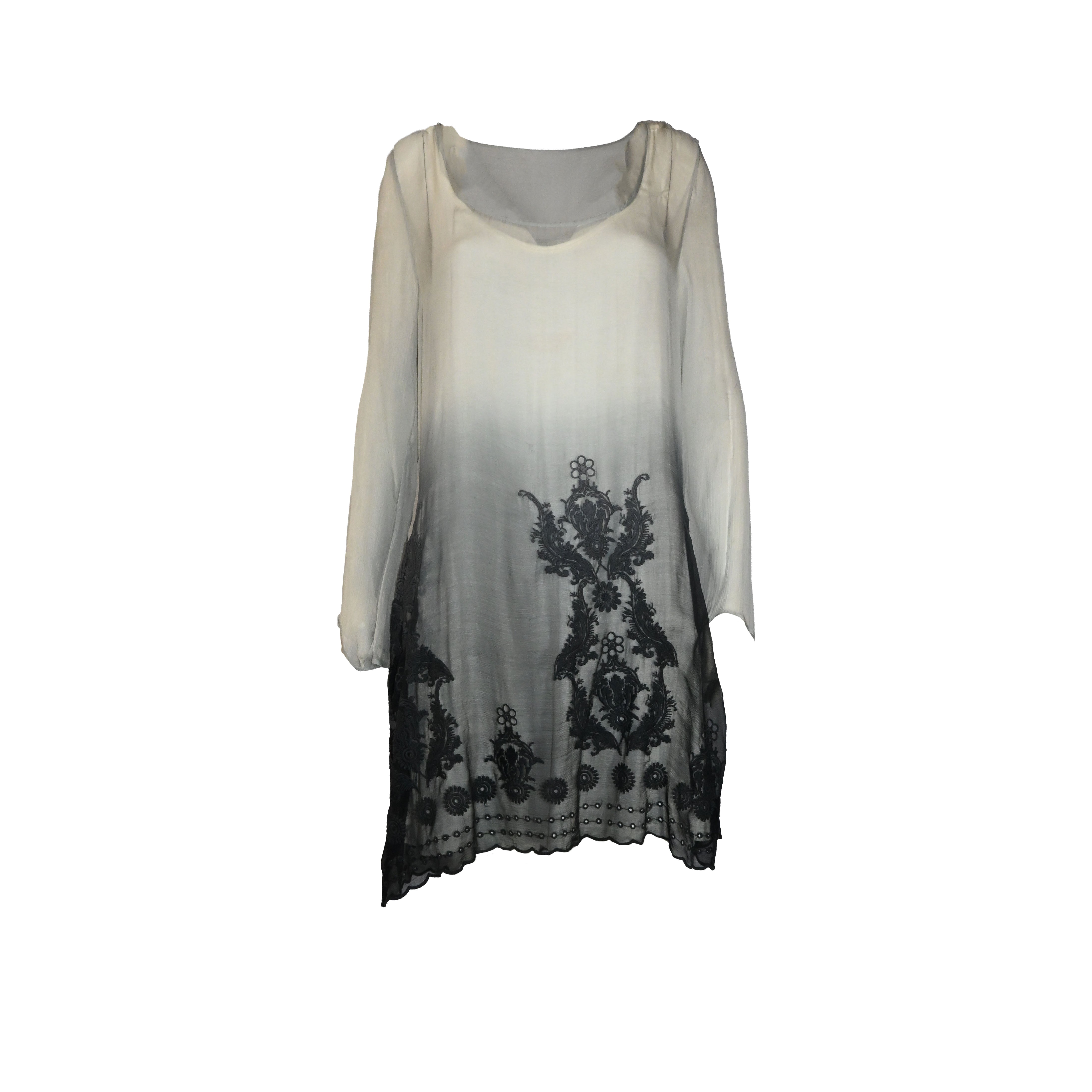 Vestido curto de seda cinza degradê