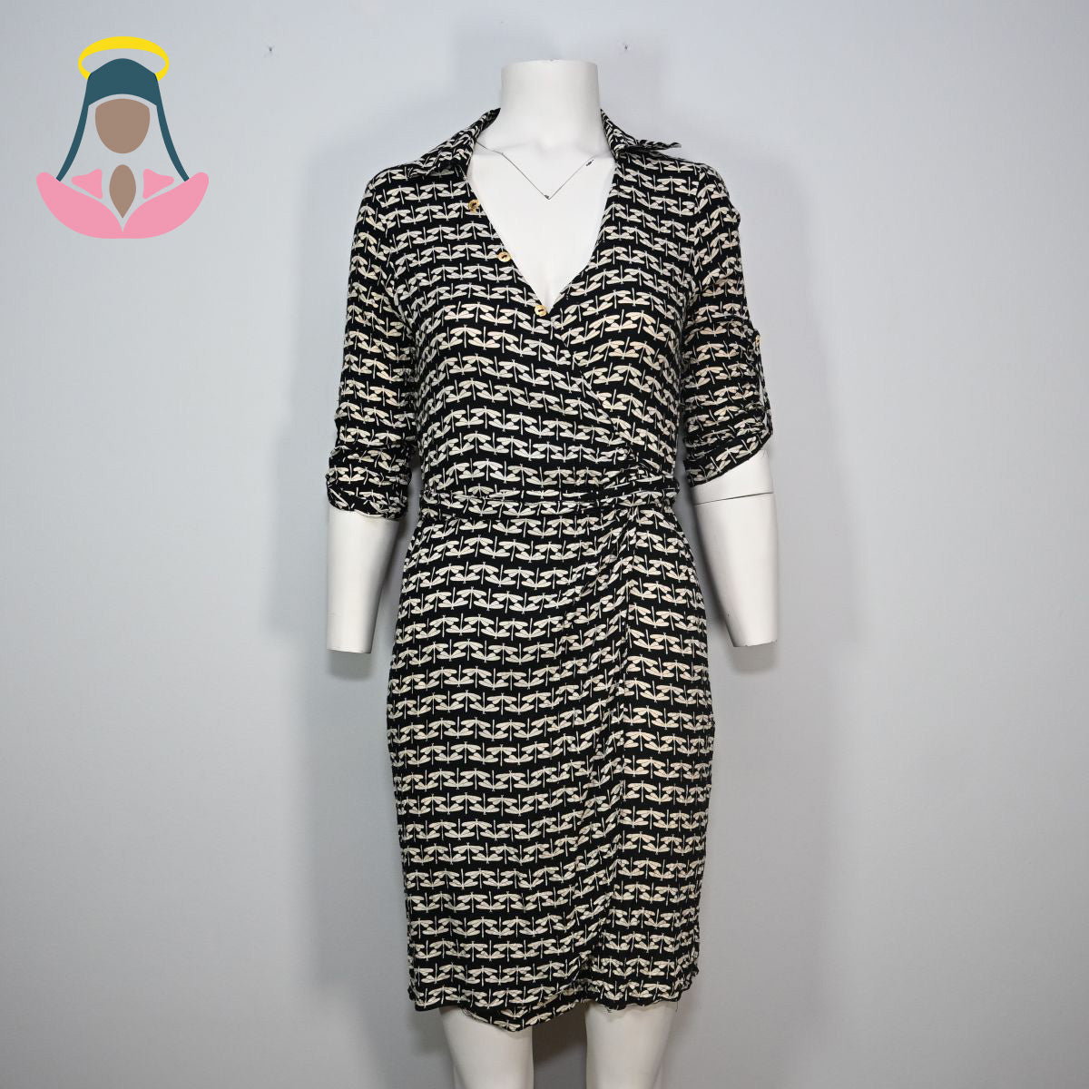 Vestido envelope com estampa de libelulas