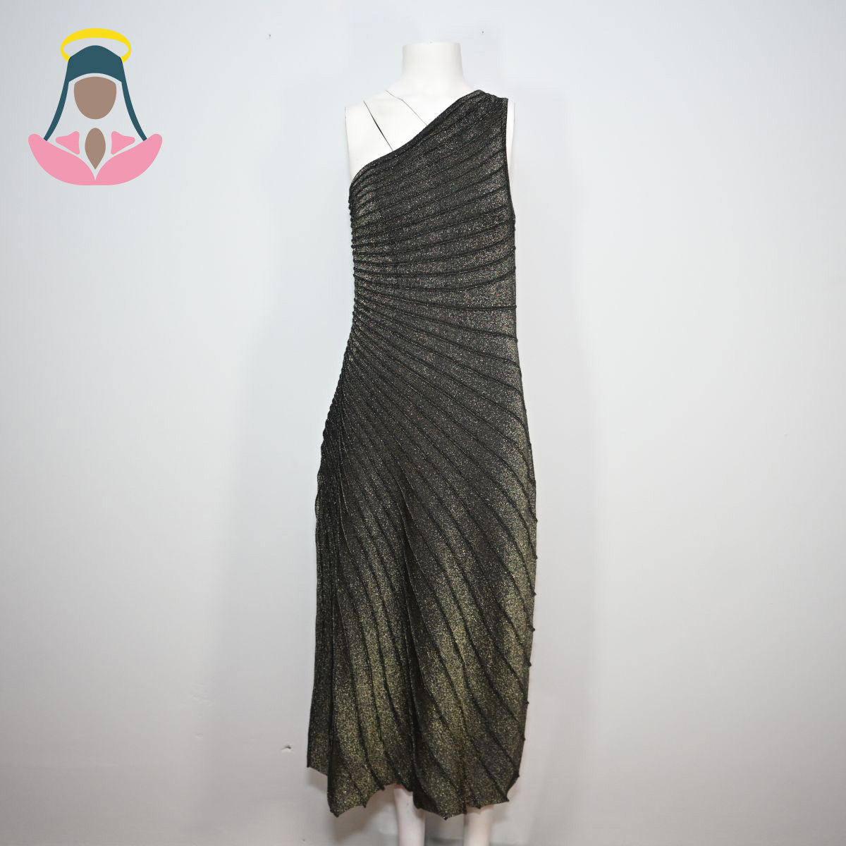 Vestido dourado com um ombro só