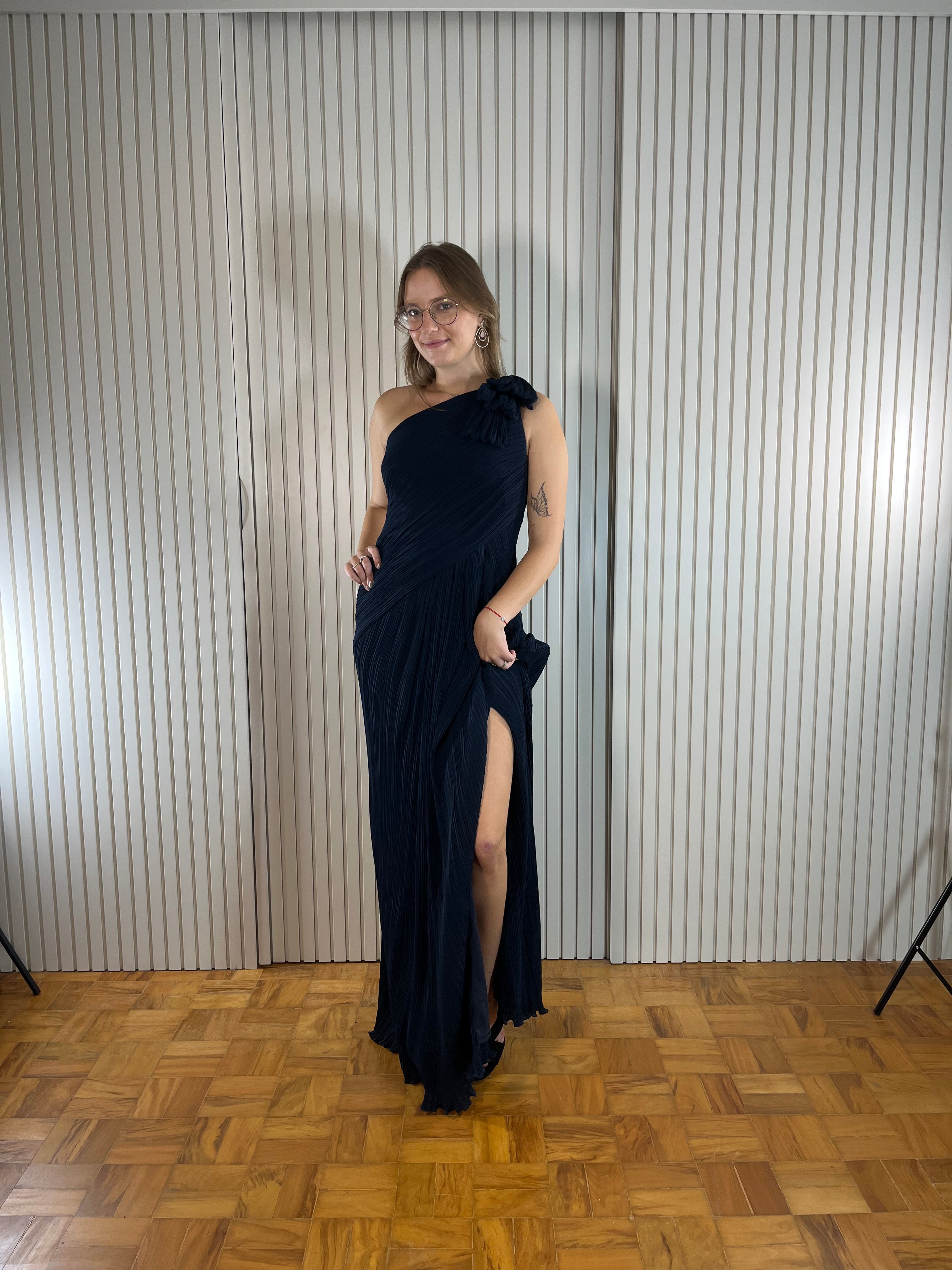 Vestido de Festa Azul-Marinho com um Ombro