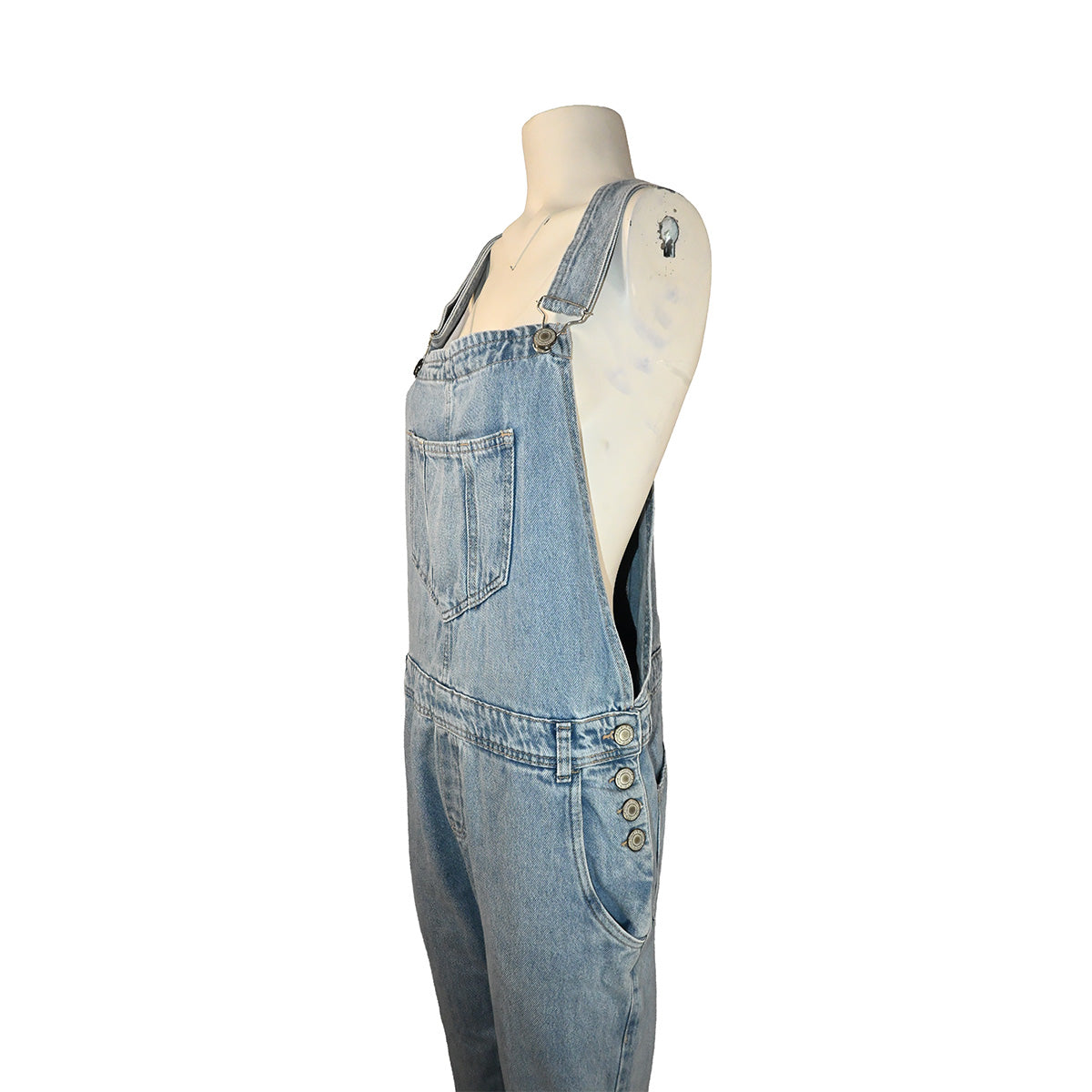 Macacão jardineira de jeans azul